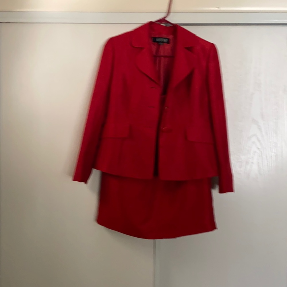 Kasper 2-Piece Set